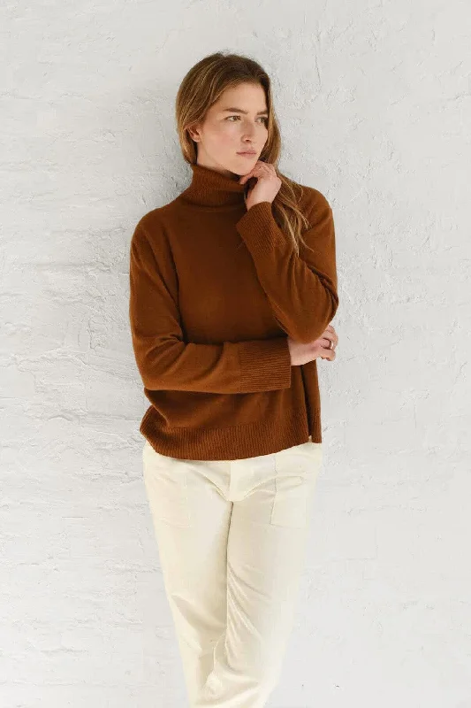 M.PATMOS Maya Turtleneck - Caramel