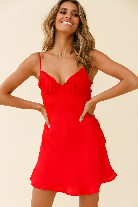 Pillow Talk Sweetheart Neckline Pleated Bust Dress Red