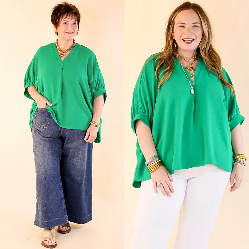 Elevated Basics V Neck Top with Half Sleeves in Kelly Green