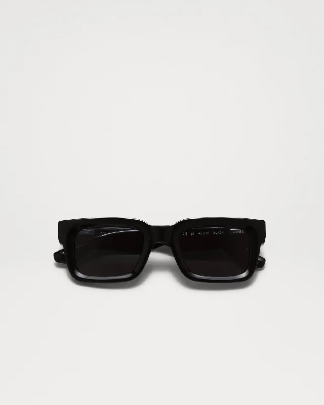 05 Sunglasses Black Rectangle - Rimmed 