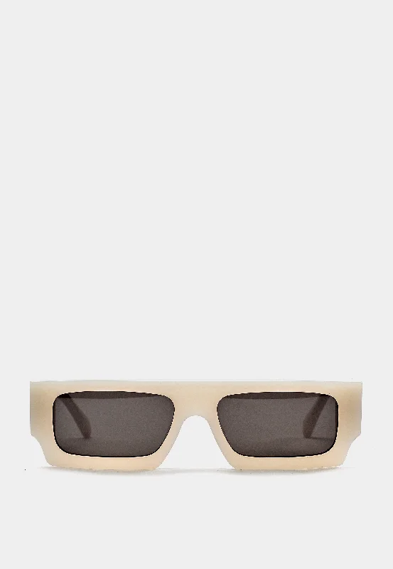 Ashluxe Pixel Chalk Sunglasses Cream Oval - Shaped Academic Look