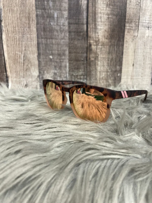 Sunglasses By Cmc Cat - Eye Vintage Revival