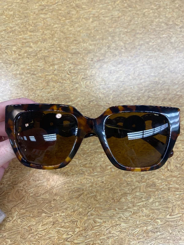Sunglasses Luxury Designer By Versace Fashionable Look