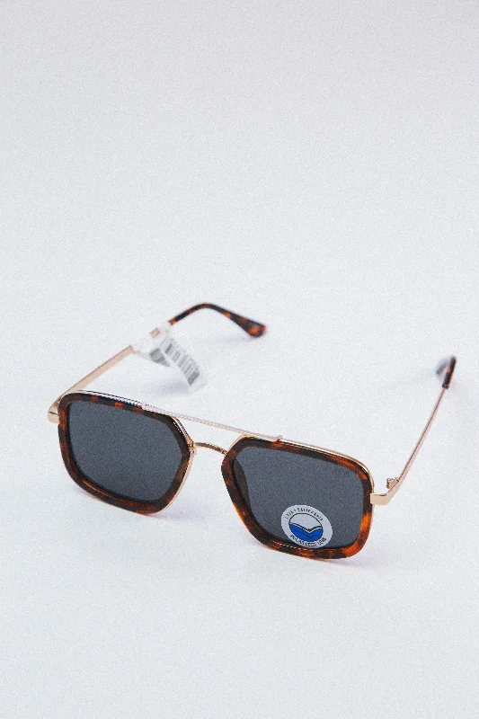 Cruz Polarized Sunglasses, Tort/Smoke | I-Sea Chunky Black - Frame Goth Look