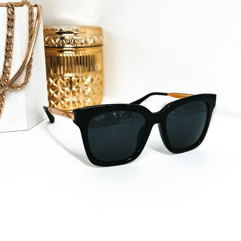DIFF x H.E.R. | Bella Black Lens Sunglasses in Black and Gold Tinted - Lens Reading Glasses