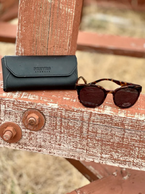 Diva Round Sunglasses by Freyrs Eyewear Rectangle - Rimmed 