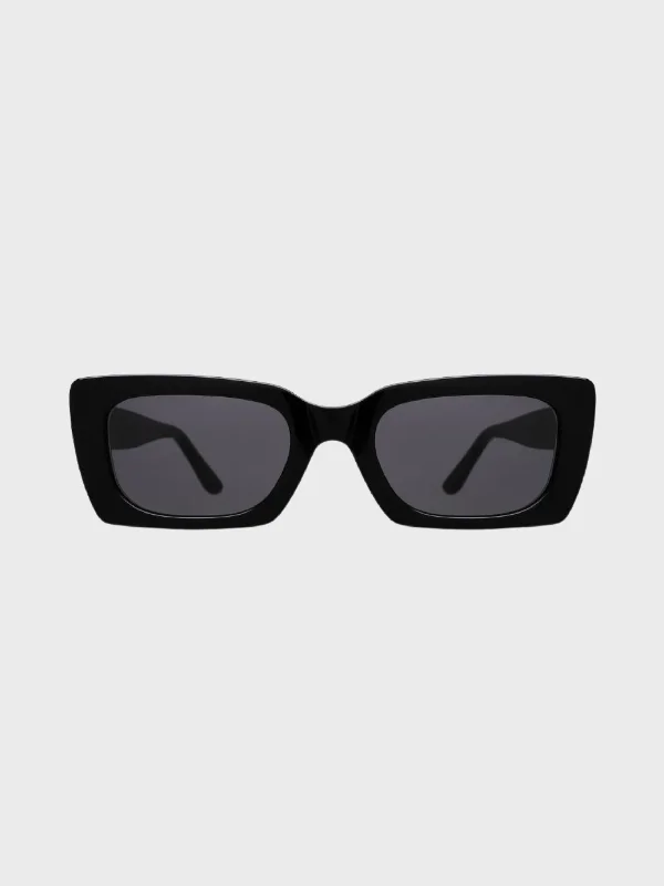Illesteva - Wilson II Black w/Grey Flat Lenses Vintage Horn - Rimmed Style