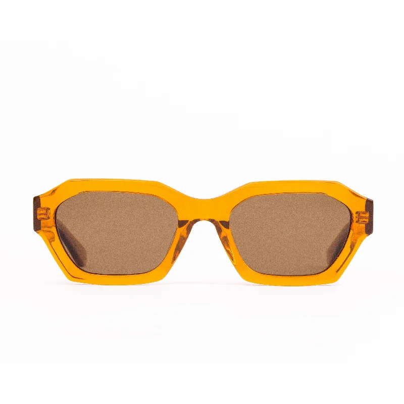 Amber Polarized