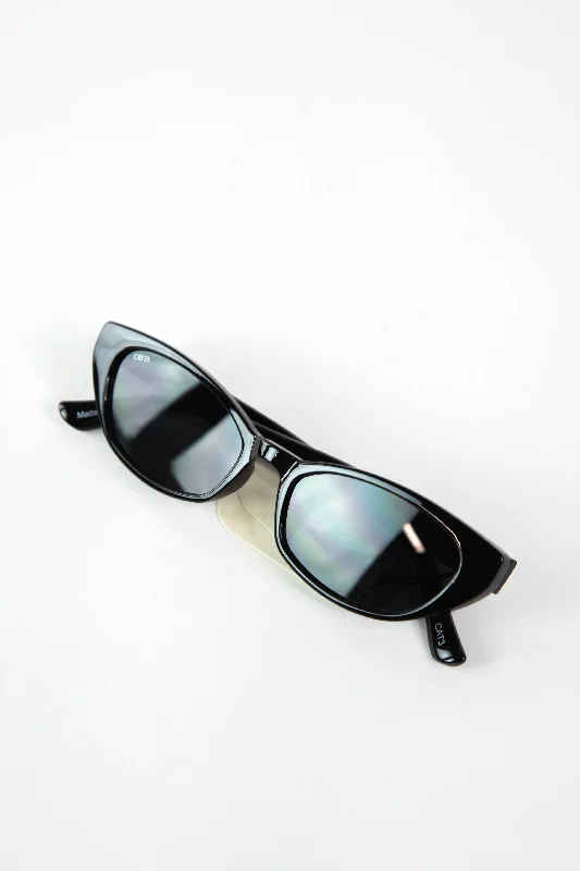Shona, Black/Smoke | Otra High - Tech Smart Glasses