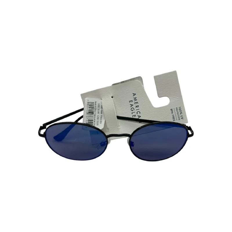 Sunglasses By American Eagle In Blue Geometric - Shaped Avant - Garde