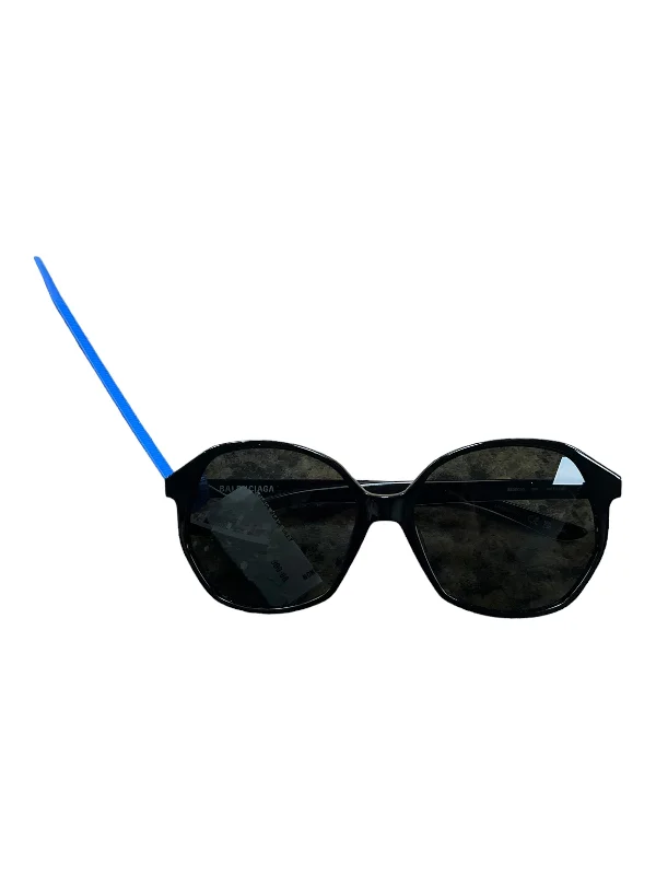 Sunglasses By Balenciaga  Size: 01 Piece Round - Rimmed Bohemian Look