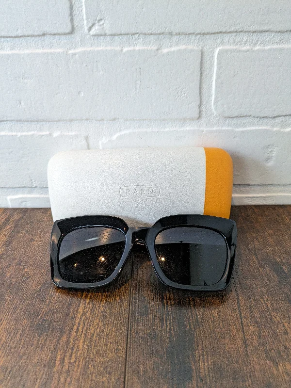 Sunglasses By Cmb  Size: 02 Piece Magnetic - Attachment Style