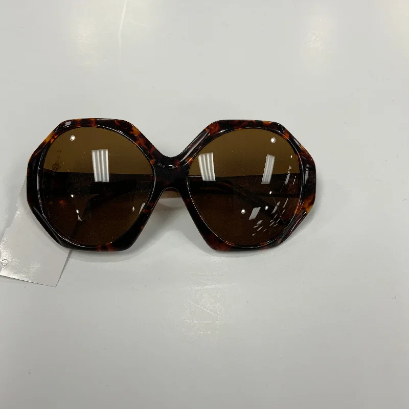 Sunglasses By iris apfel Transparent Frame Trend