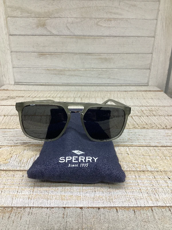 Sunglasses By Sperry, Size: Medium Magnetic - Attachment Style