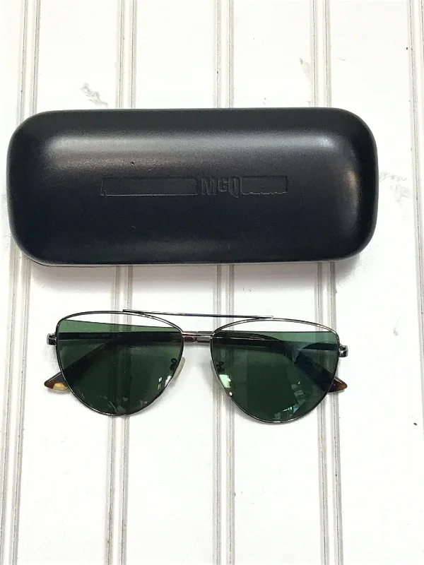 Sunglasses By Target-designer  Size: 01 Piece Prescription Glasses