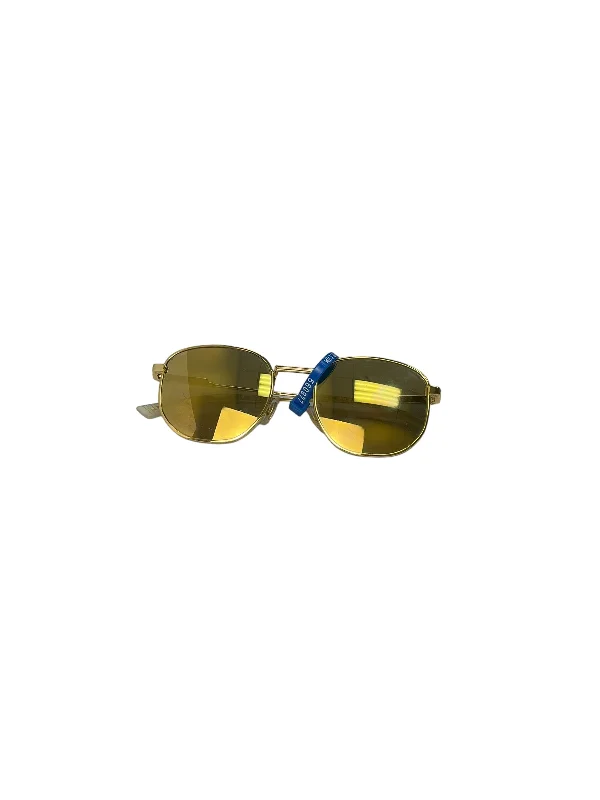 Sunglasses Luxury Designer By Bottega Veneta Foldable Travel - Friendly Glasses