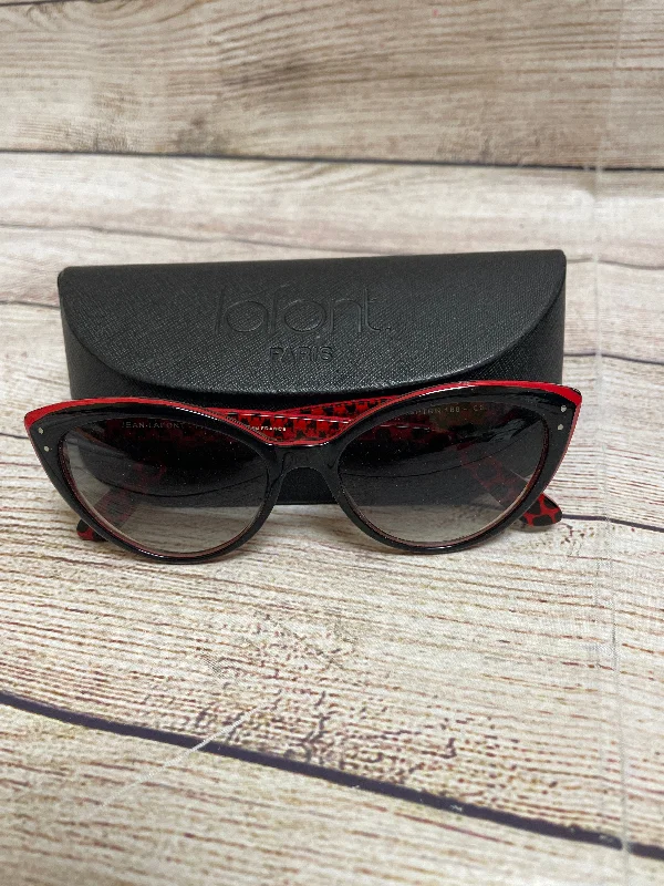 Sunglasses Luxury Designer By Cma Leather - Trimmed Luxe Style