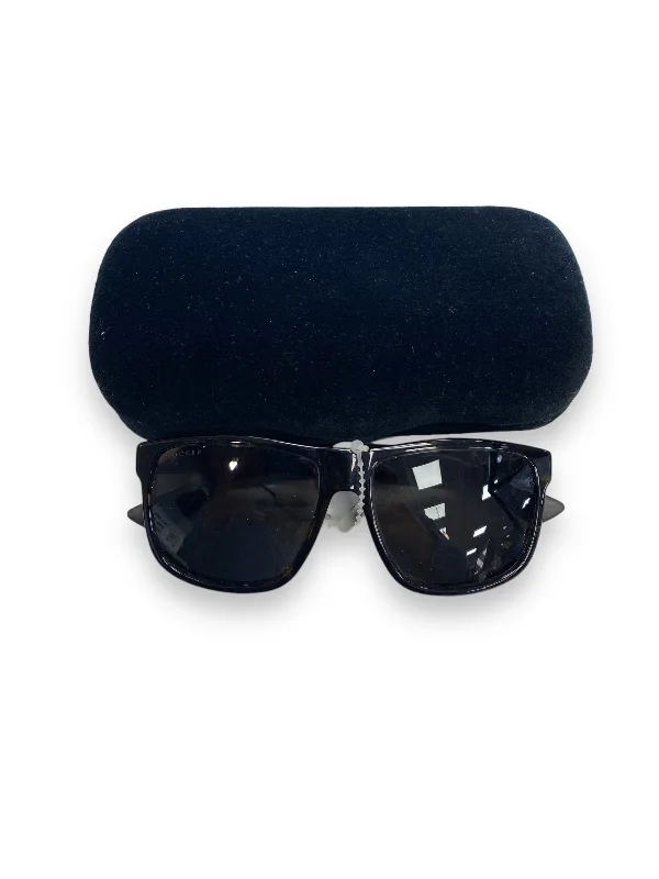 Sunglasses Luxury Designer By Gucci Rectangle - Rimmed 