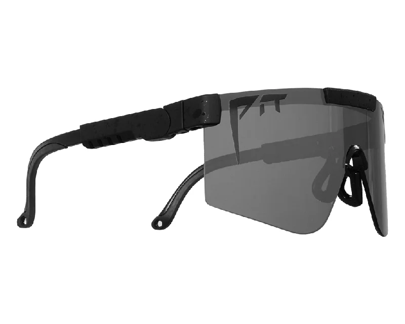 The Blacking Out Polarized Sunglasses Geometric - Patterned Frame Design