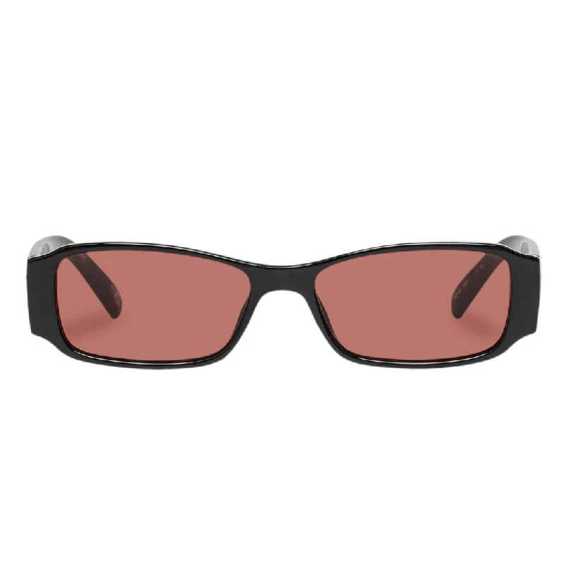 Tres Gauche (Black) Fashionable Look